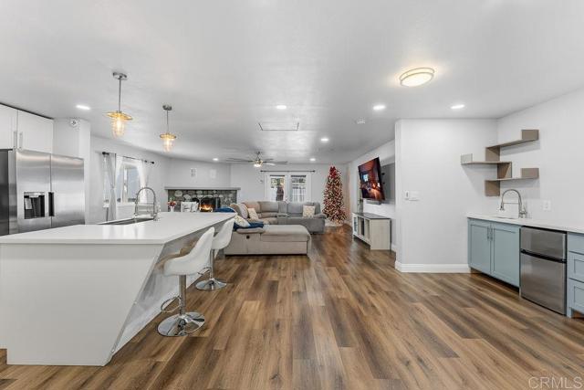 Detail Gallery Image 17 of 48 For 927 Cottonwood Ct, Corona,  CA 92879 - 5 Beds | 2 Baths