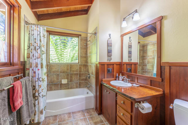 32450 32450 Simpson Lane, Fort Bragg CA: https://media.crmls.org/mediaz/d3ada765-3374-4a78-9136-034f3d5d3740.jpg