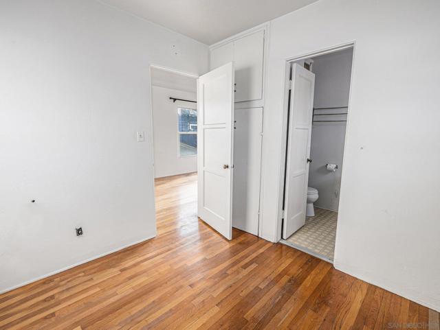 814 816 San Luis Rey Place, San Diego CA: https://media.crmls.org/mediaz/d3af7e04-9471-4e15-9797-8d06d3968499.jpg