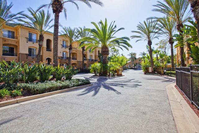10832 Scripps Ranch Blvd., San Diego CA: https://media.crmls.org/mediaz/d3b00cb4-0480-4525-92c0-4fe3539c4d0f.jpg