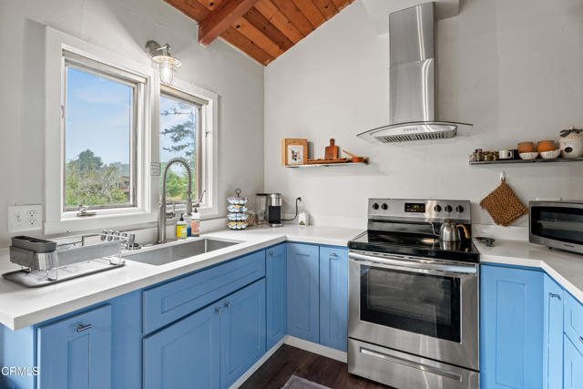 15741 Forest View Road, Manchester CA: https://media.crmls.org/mediaz/d3b0c425-7dd1-4ca5-b50c-ef931285f550.jpg