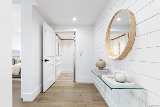 462 Westbourne Street, La Jolla CA: https://media.crmls.org/mediaz/d3b19427-fe30-474d-b751-b65427b74a78.jpg