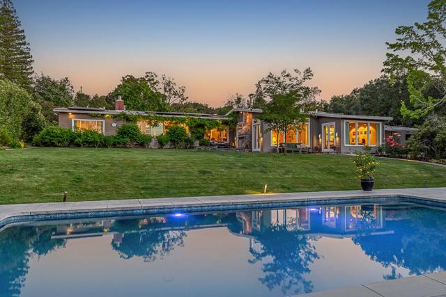 275 Eleanor Drive, Woodside CA: https://media.crmls.org/mediaz/d3b1a642-5477-4ea6-b868-09f53c392f9a.jpg
