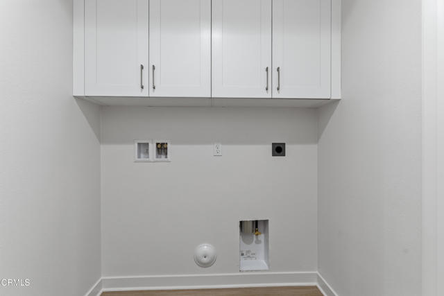 Detail Gallery Image 23 of 37 For 3245 Arrowhead Ct, Altadena,  CA 91001 - 4 Beds | 3/1 Baths