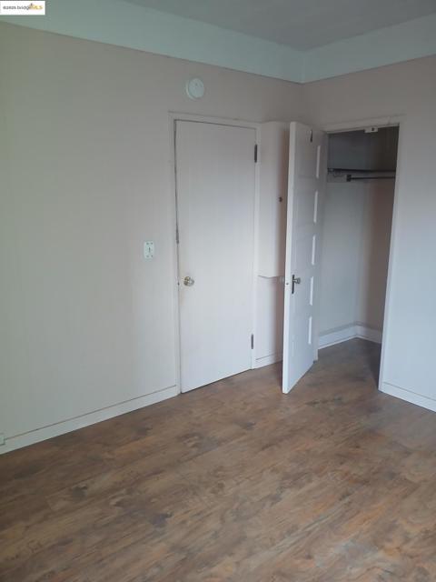 4075 Mera St, Oakland CA: https://media.crmls.org/mediaz/d3b23e61-9a3a-460d-9c1f-02f82ef8be71.jpg