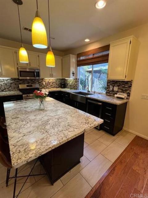 Image 6 of 19 For 1575 Moonbeam Lane