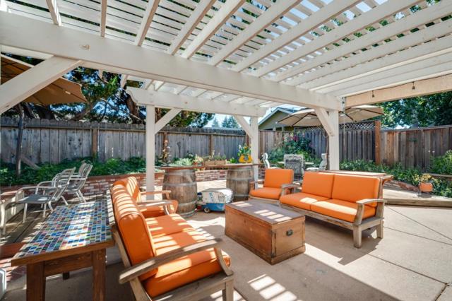 930 Hoesch Way, Gilroy CA: https://media.crmls.org/mediaz/d3b360bf-f751-4034-9b4d-eeecbb10ca2c.jpg