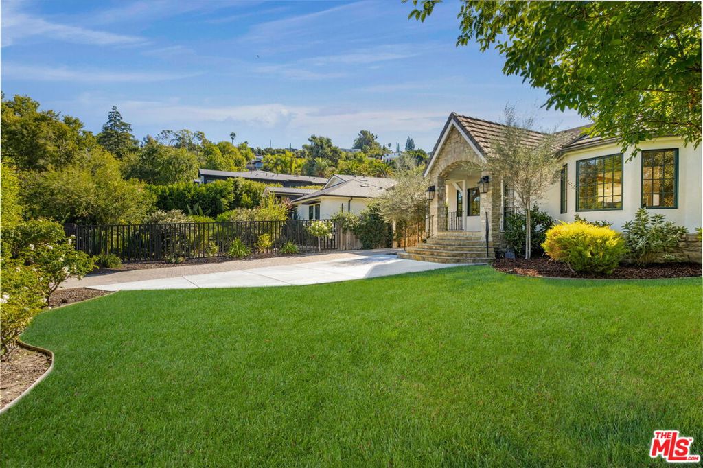 14664 Valley Vista Boulevard