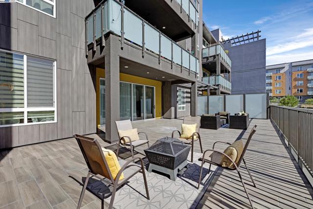 45158 Tom Blalock St, Fremont CA: https://media.crmls.org/mediaz/d3b4fbd5-2841-42ae-9449-cbf406cba886.jpg