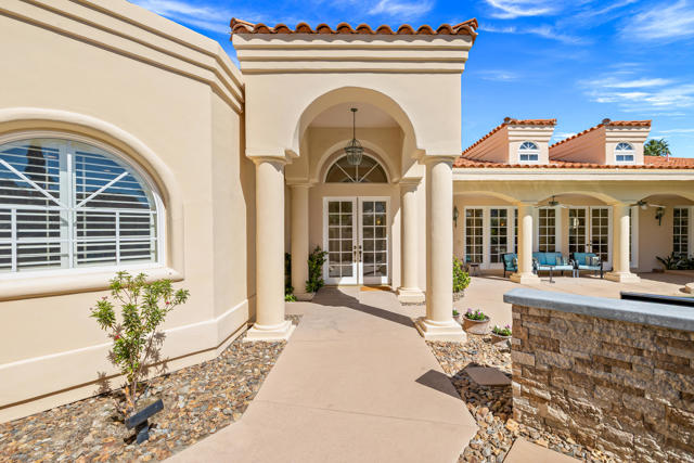 77312 Coyote Creek Path, Indian Wells CA: https://media.crmls.org/mediaz/d3b52d76-eb7e-4bbd-9f99-1a46103cfb44.jpg