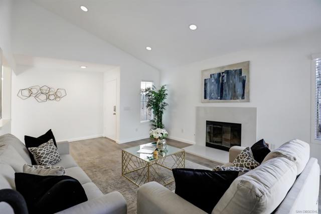 10366 Rancho Carmel Dr, San Diego CA: https://media.crmls.org/mediaz/d3b593b0-7a4c-468f-8106-7eb9adbf0c23.jpg