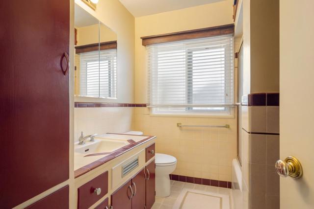 100 W 38th Avenue, San Mateo CA: https://media.crmls.org/mediaz/d3b5bf05-a6de-4404-901d-52981fa519f6.jpg