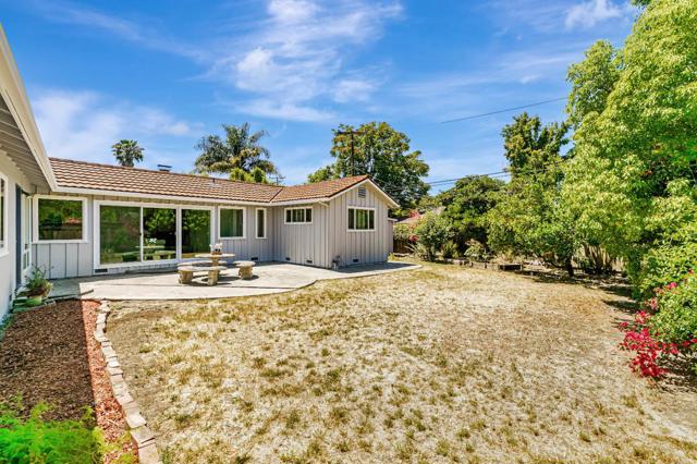 2169 Bohannon Drive, Santa Clara CA: https://media.crmls.org/mediaz/d3b61e9f-6193-40fc-a459-f54ff3975a87.jpg
