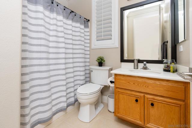 1971 Pizarro Lane, Escondido CA: https://media.crmls.org/mediaz/d3b67857-c927-4aac-9726-87759e46a561.jpg