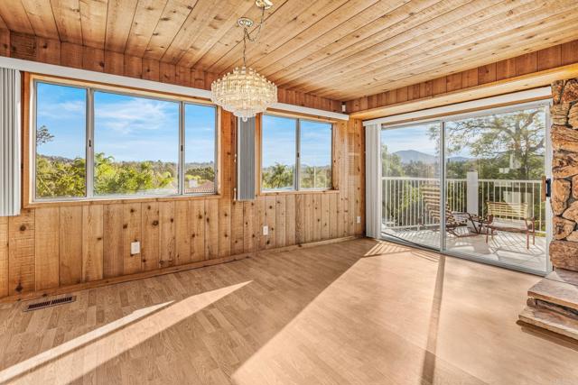 3925 Rogers Rd, Spring Valley CA: https://media.crmls.org/mediaz/d3b6c5a5-7d74-487c-b566-9a5399732793.jpg