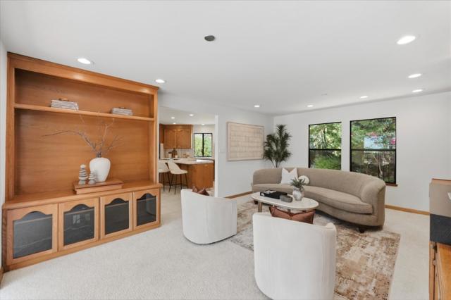 Image 10 of 42 For 1050 Seminole