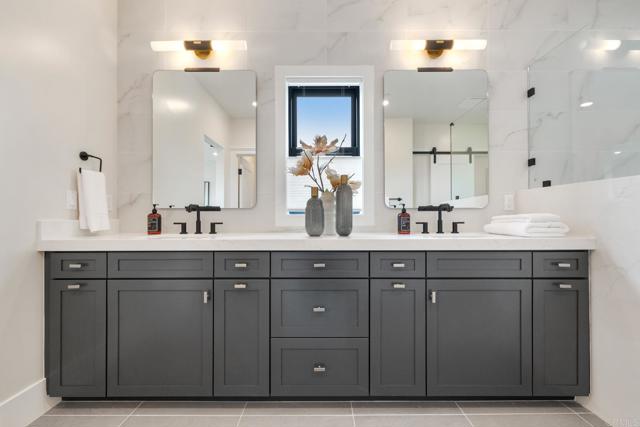 3747 51 Adams Street, Carlsbad CA: https://media.crmls.org/mediaz/d3b6efb5-88a0-4328-809d-c20b6ed90366.jpg