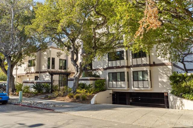 663 Waverley Street, Palo Alto CA: https://media.crmls.org/mediaz/d3b97348-d89c-4451-a72d-55f0d82880a7.jpg