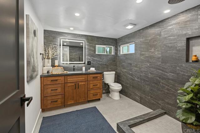 Detail Gallery Image 15 of 29 For 4813 Boise Ave, San Diego,  CA 92117 - 3 Beds | 2 Baths