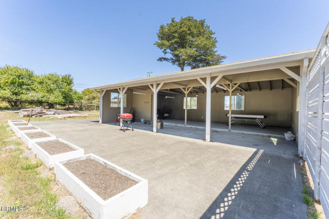18900 Porterfield Lane, Fort Bragg CA: https://media.crmls.org/mediaz/d3ba3df5-dcf9-4115-bcc3-7a4a15ccf2c3.jpg