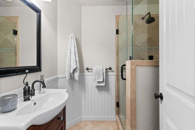 Image 19 of 37 For 4465 Sherbourne Drive