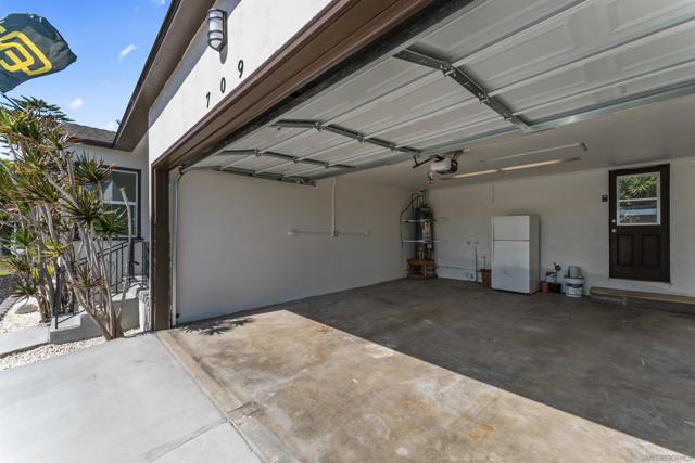 709 4th AVE, Chula Vista CA: https://media.crmls.org/mediaz/d3bbd373-2ff4-4bc8-8ff2-822c8fa7eda2.jpg