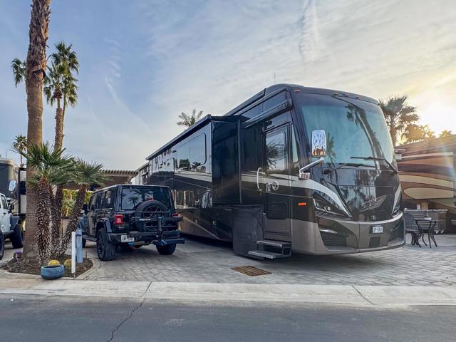 80394 Avenue 48, Indio CA: https://media.crmls.org/mediaz/d3bc09cc-92ea-4f2a-baee-34f613783f48.jpg