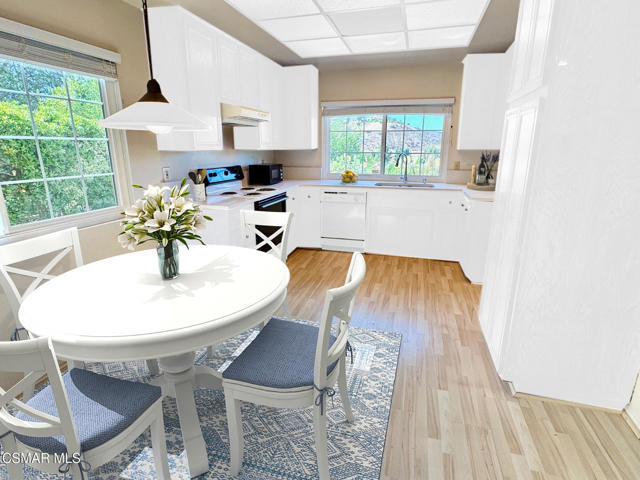 2031 Channelford Road, Westlake Village CA: https://media.crmls.org/mediaz/d3bc1a82-9375-48e3-8e7e-ab0701068302.jpg