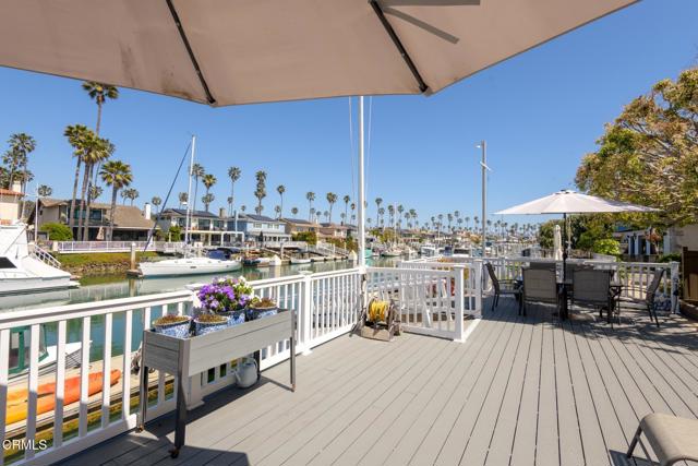 Detail Gallery Image 17 of 38 For 2666 Bayshore Ave, Ventura,  CA 93001 - 5 Beds | 3 Baths