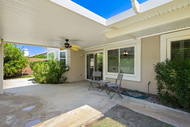 44125 Calico Circle, La Quinta CA: https://media.crmls.org/mediaz/d3bc21ff-0001-4483-a354-1bb84cce7682.jpg