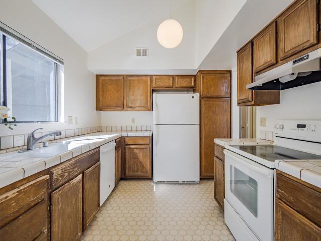 111 Bean Creek Road, Scotts Valley CA: https://media.crmls.org/mediaz/d3bc63dd-9d6e-4fbe-995d-8630a11b764d.jpg