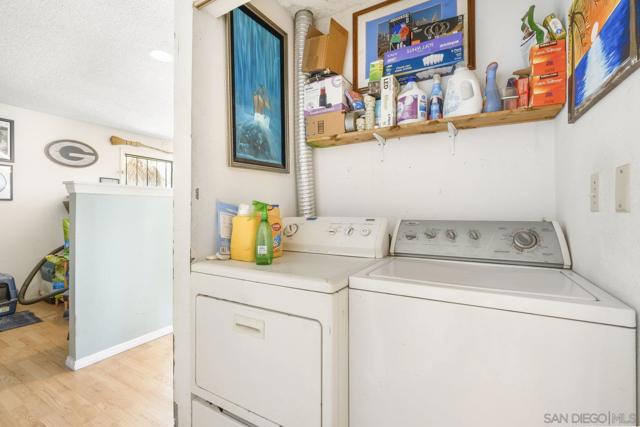3389 91 C Street, San Diego CA: https://media.crmls.org/mediaz/d3bd1232-6ad7-4e3e-92f1-2ec1dbb3a8f7.jpg
