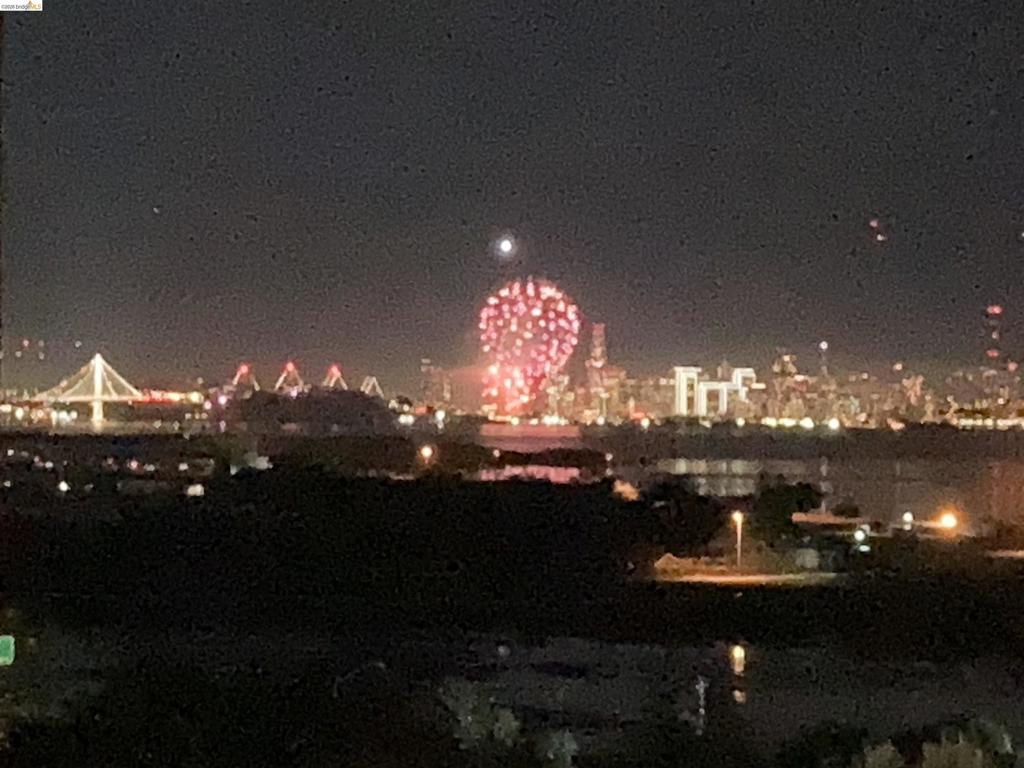 https://media.crmls.org/mediaz/d3bf0c2d-6712-4298-a421-807f9a672380.jpg?preset=X-Large