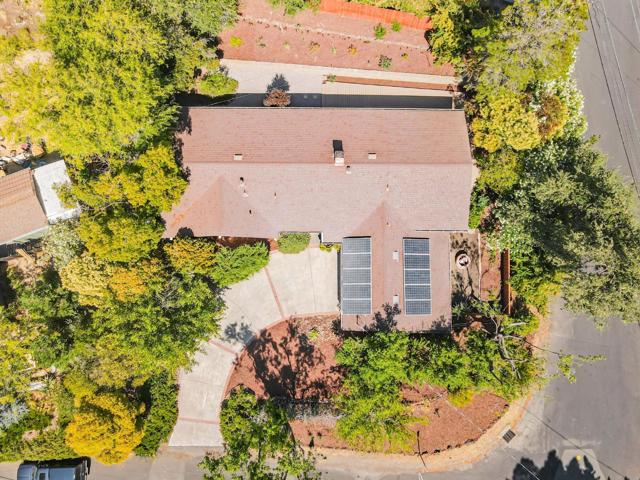 430 Marshall Drive, Walnut Creek CA: https://media.crmls.org/mediaz/d3bf6daf-012b-493c-b691-2ec3bf6de842.jpg