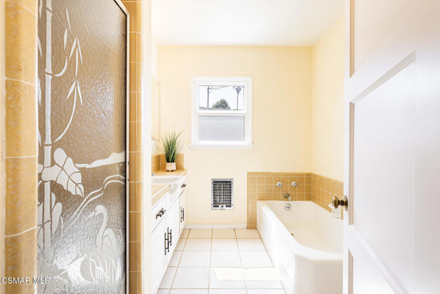 16431 Gilmore Street, Van Nuys CA: https://media.crmls.org/mediaz/d3bfd9c9-cf7e-4d7a-b467-7bfabea5e4eb.jpg
