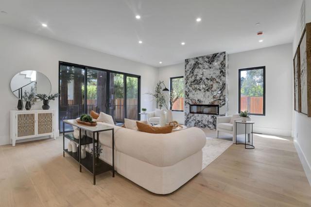 546 9th Avenue, Menlo Park CA: https://media.crmls.org/mediaz/d3c084af-6c03-4e05-a255-9ac90d025007.jpg