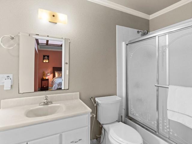 18625 Northridge Drive, Salinas CA: https://media.crmls.org/mediaz/d3c14f62-8c6a-4ad4-9eb4-960fc6cb4d36.jpg