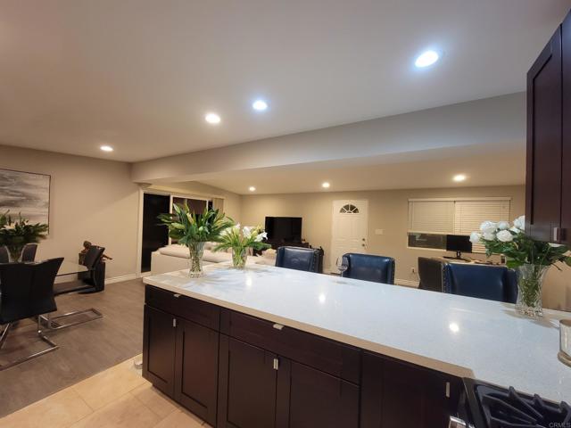 Detail Gallery Image 9 of 10 For 851 Holly Ave, Imperial Beach,  CA 91932 - 3 Beds | 2 Baths