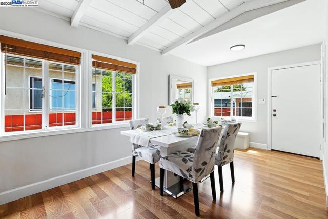 825 Billings Blvd, San Leandro CA: https://media.crmls.org/mediaz/d3c184db-64f2-44cb-8ccd-54344f26ff1b.jpg