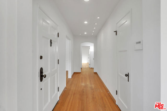 1107 Alfred, Los Angeles CA: https://media.crmls.org/mediaz/d3c33172-9eeb-4d6a-8178-58721f21ffd5.jpg