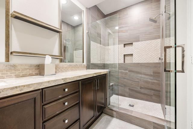 461 White Horse Trail, Palm Desert CA: https://media.crmls.org/mediaz/d3c46647-46d5-496a-af23-52f3e047a02d.jpg