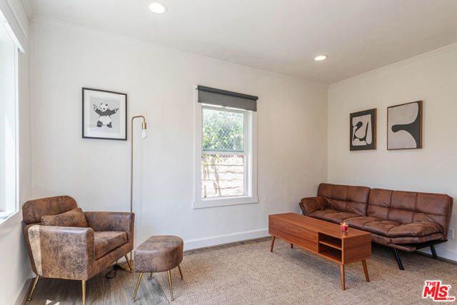 4307 Burns Avenue, Los Angeles CA: https://media.crmls.org/mediaz/d3c4c14d-aca4-4ae7-bf38-fde41d49eabd.jpg