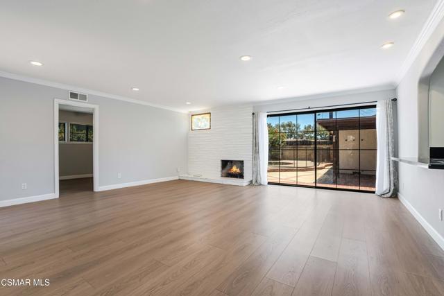 17220 Rinaldi, Granada Hills