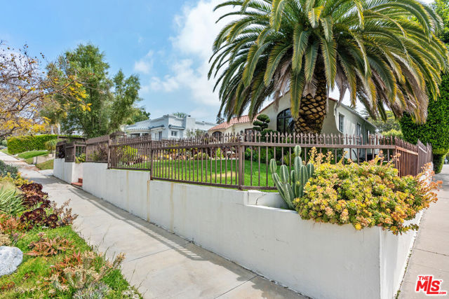 Image 3 for 962 S Plymouth Blvd, Los Angeles, CA 90019