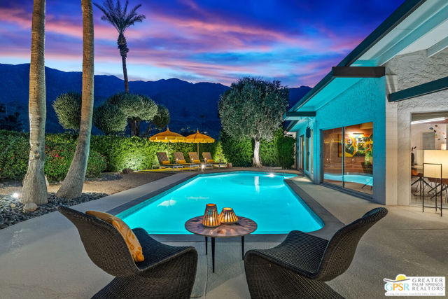 2455 S Via Lazo, Palm Springs CA: https://media.crmls.org/mediaz/d3c6a330-8f1f-4704-8cfc-ba6c8fdd6b0e.jpg