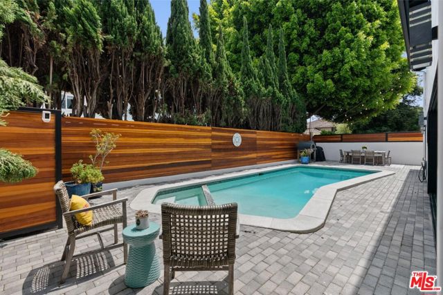 3134 Granville Avenue, Los Angeles CA: https://media.crmls.org/mediaz/d3c8eb14-b2fc-4d58-a558-56afeded9e31.jpg