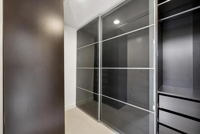 900 Highlands Circle, Los Altos CA: https://media.crmls.org/mediaz/d3cb26f5-acdc-4c17-9ea5-2d30d18c0094.jpg