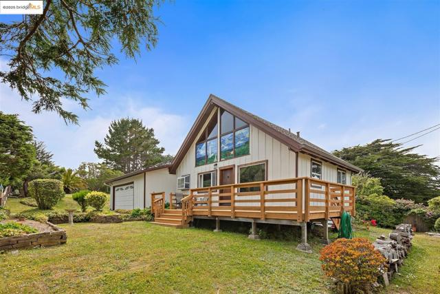 1400 Audubon AVE, Montara CA: https://media.crmls.org/mediaz/d3cbddf7-322f-4b24-b594-c670703118fe.jpg