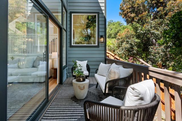 3554 Oak Knoll Drive, Redwood City CA: https://media.crmls.org/mediaz/d3cc1629-5b12-4cad-b378-bab2a9797158.jpg