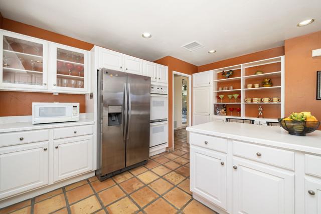 40480 Via Entrada, Rancho Mirage CA: https://media.crmls.org/mediaz/d3ccc968-aa1a-4848-8d3f-0451ac092615.jpg